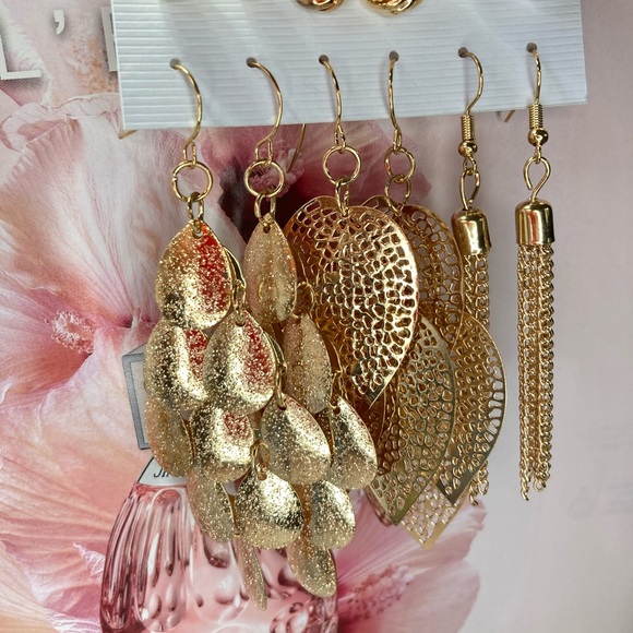 Amazing Set of Six Earrings - Picture 3 of 9